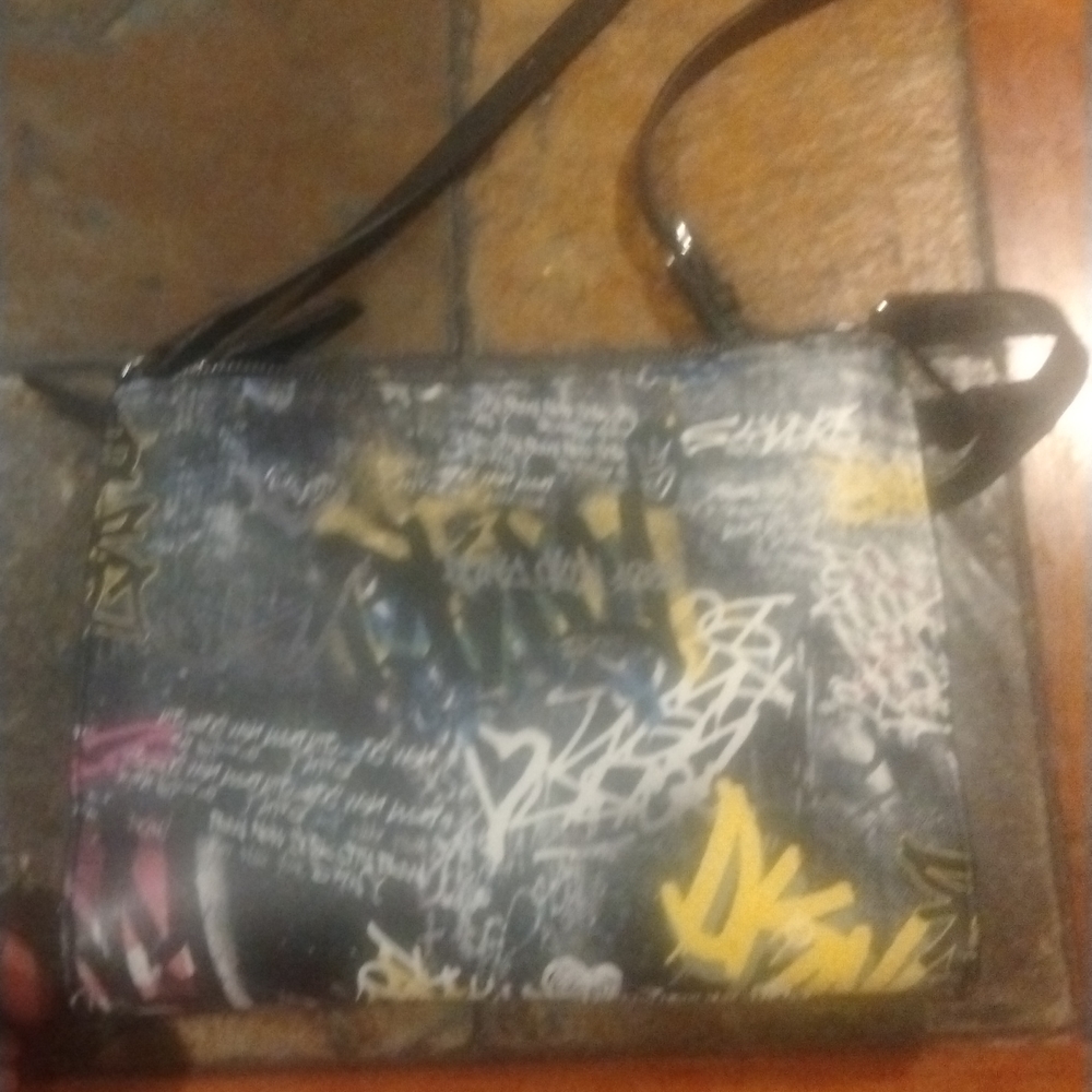 $30 - Picture 2 of 3